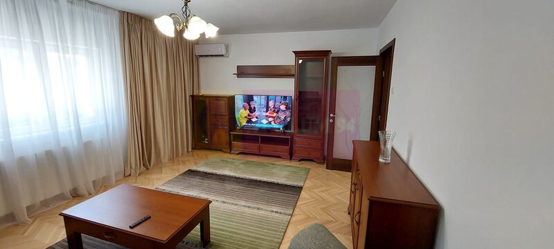 Inchiriere apartament 3camere in zona Decebal pe str Theodor Sperantia